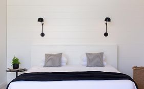 Tara's Lodge Hotel